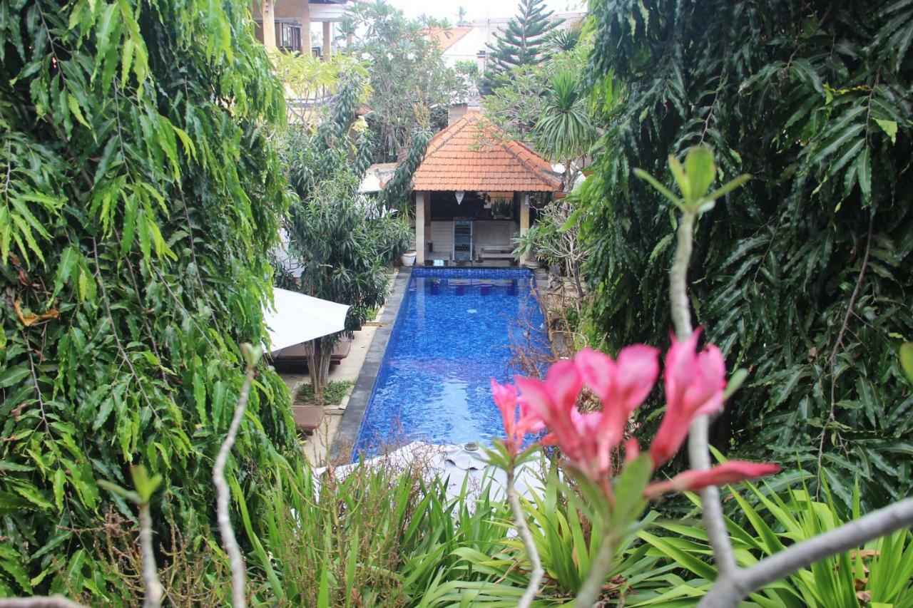 Nitya Home Stay Lembongan Екстер'єр фото